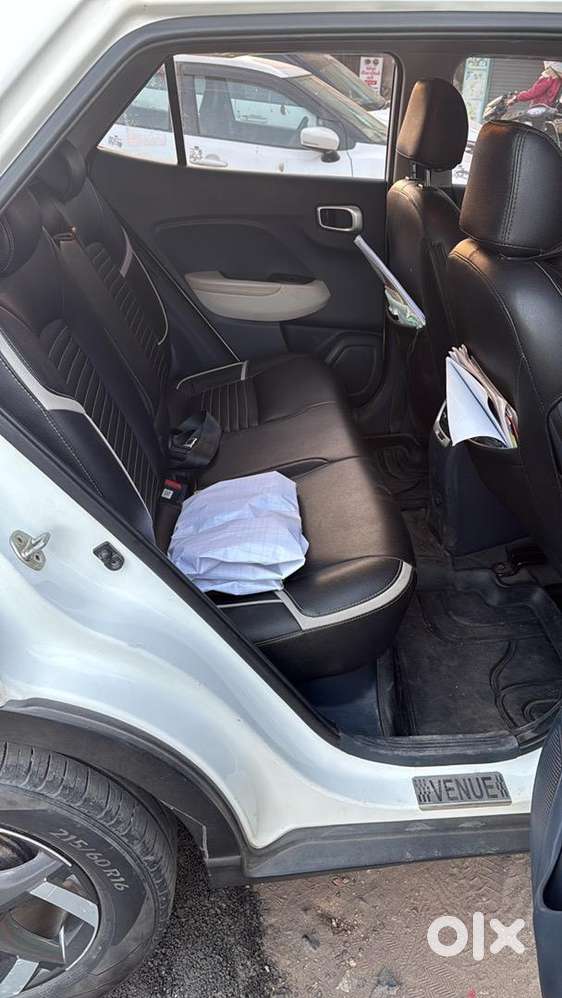 Hyundai Venue 2019 Diesel Well Maintained