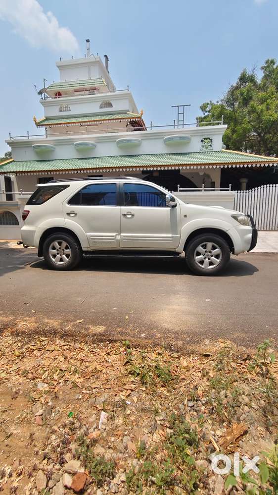 Toyota Fortuner 3.0 4x4 Manual, 2010, Diesel