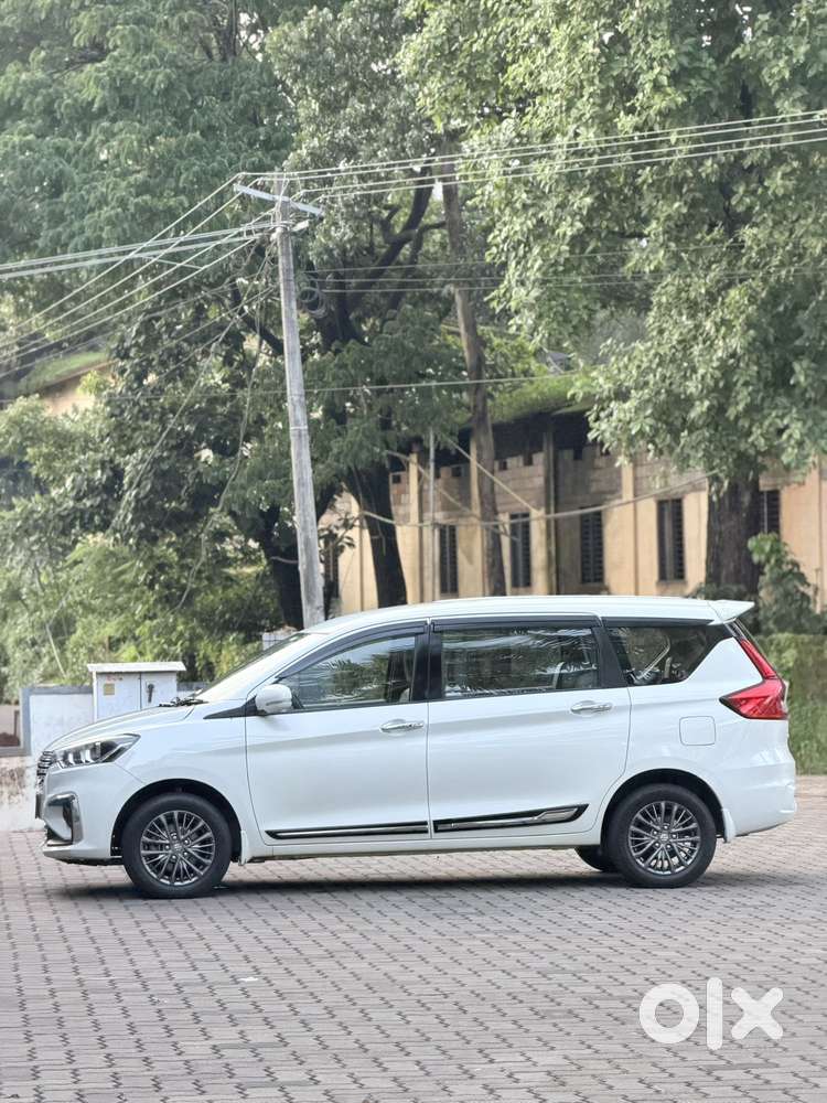 Maruti Suzuki Ertiga 1.5 Zxi Plus Shvs, 2019, Petrol