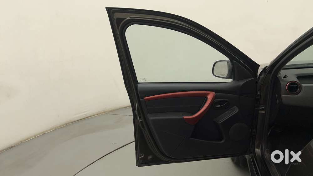 Renault Duster Petrol Rxs Cvt, 2017, Petrol