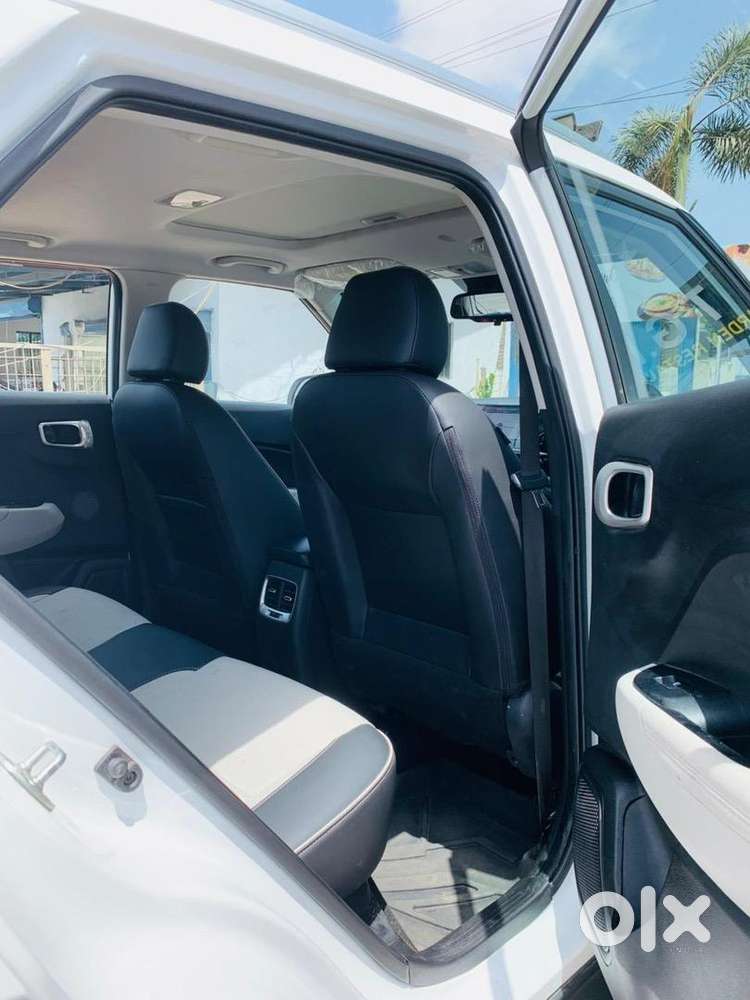 Hyundai Venue, Well Maintained & Less Driven Car