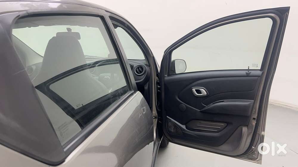 Datsun Redigo T Option, 2018, Petrol