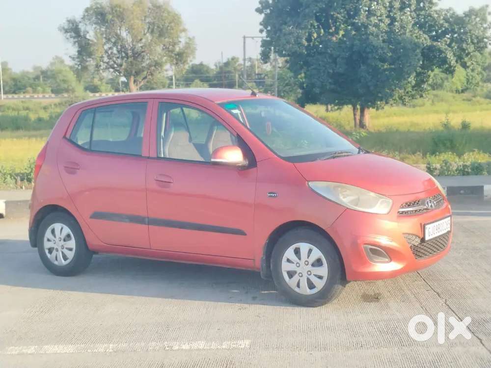 2nd Owner Hyundai I10 Sportz 2011