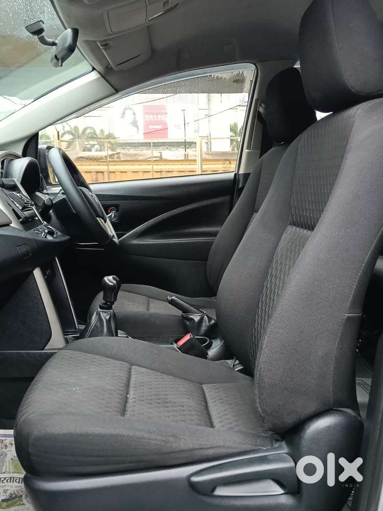 Toyota Innova Crysta 2.4 G Mt 8s, 2016, Diesel