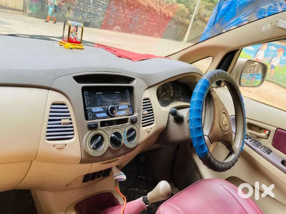 Toyota Innova 2005 Cng & Hybrids 25960 Km Driven