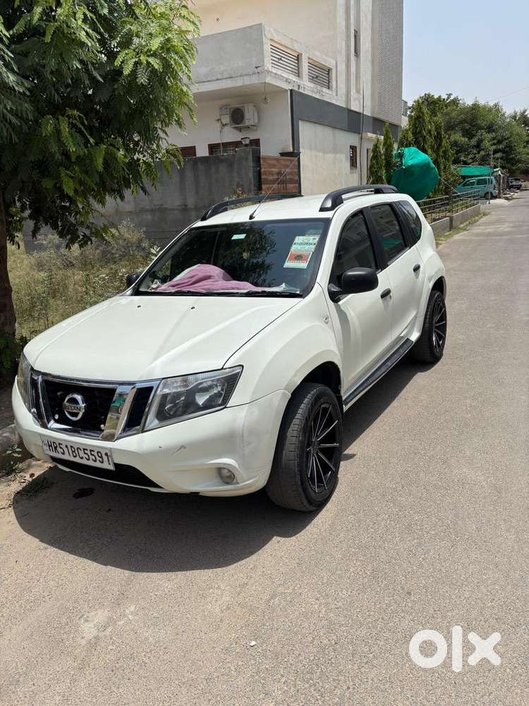 Nissan Diesel Car 2015