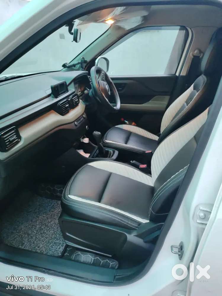 Tata Punch 1.2 Revotron 2025