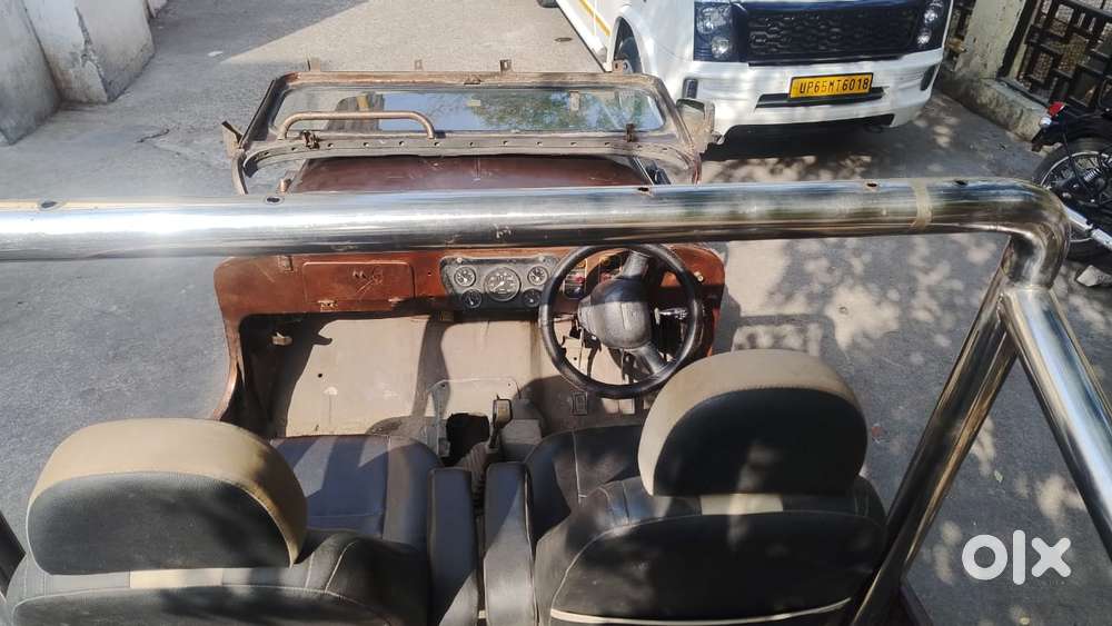 Mahindra Jeep Classic, 2000