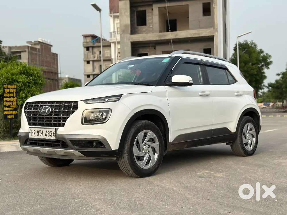 Hyundai Venue 1.2 2021 Km Driven 57000