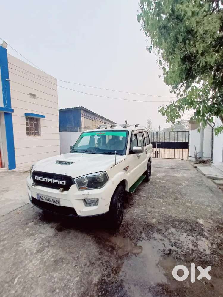 Mahindra Scorpio 2015 Diesel Well Maintained