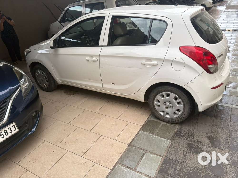 Hyundai I20 Magna 2012 Car
