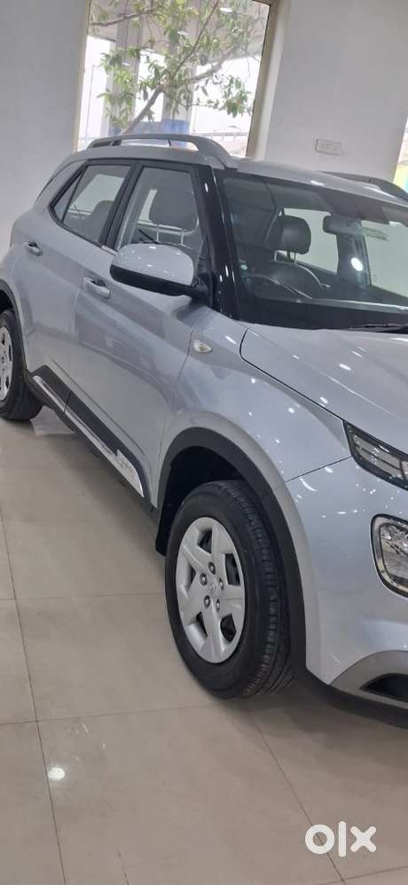 Hyundai Venue S, 2020, Petrol