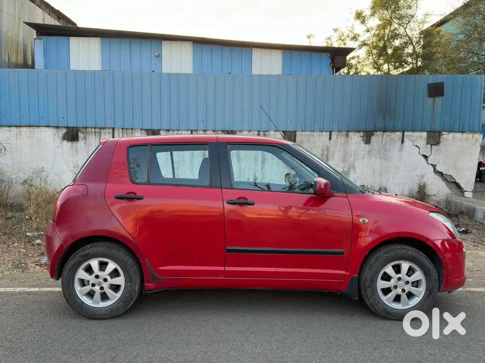 Maruti Suzuki Swift 2007 Petrol 150000 Km Driven
