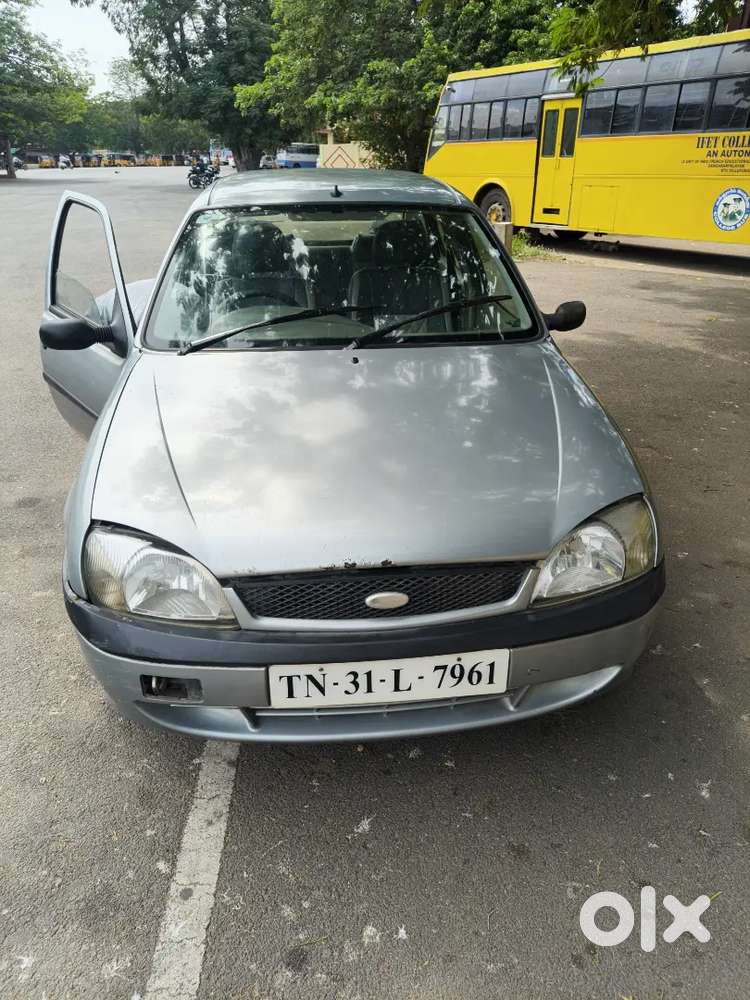 Ford Ikon Rocam 2005 Petrol