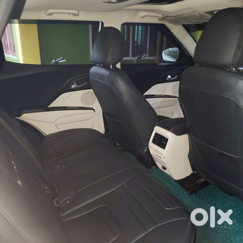 Mahindra Xuv 3xo 2025