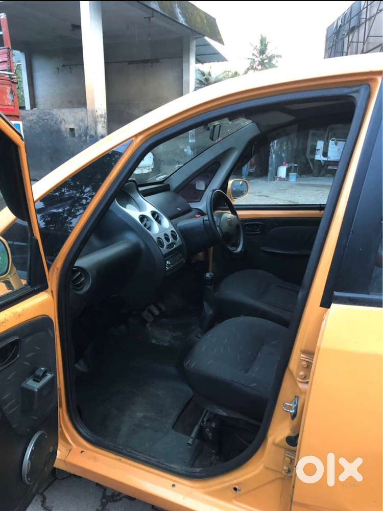 Tata Nano Twist 2013