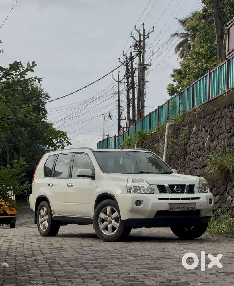 Nissan X-trail 2004-2009 Comfort, 2012, Petrol