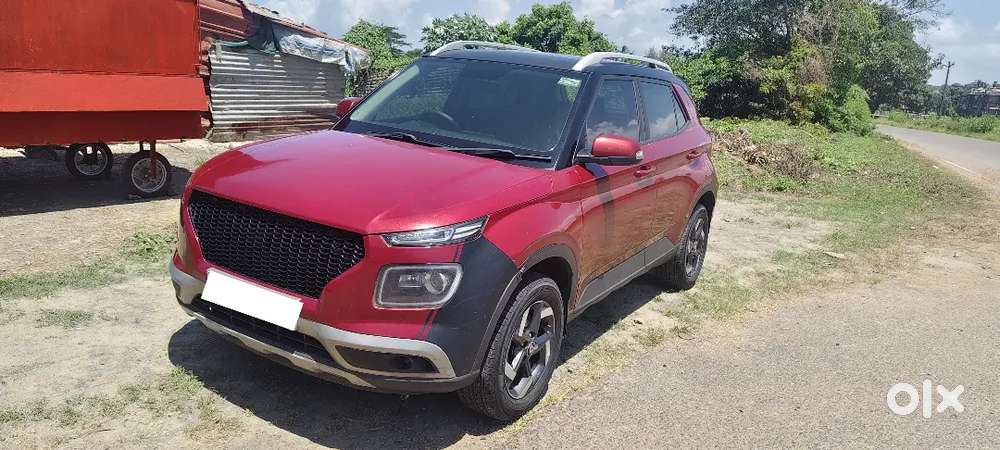 Hyundai Venue Petrol Mt 2019