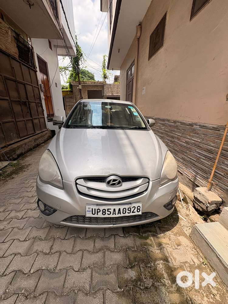Hyundai Fluidic Verna 2010