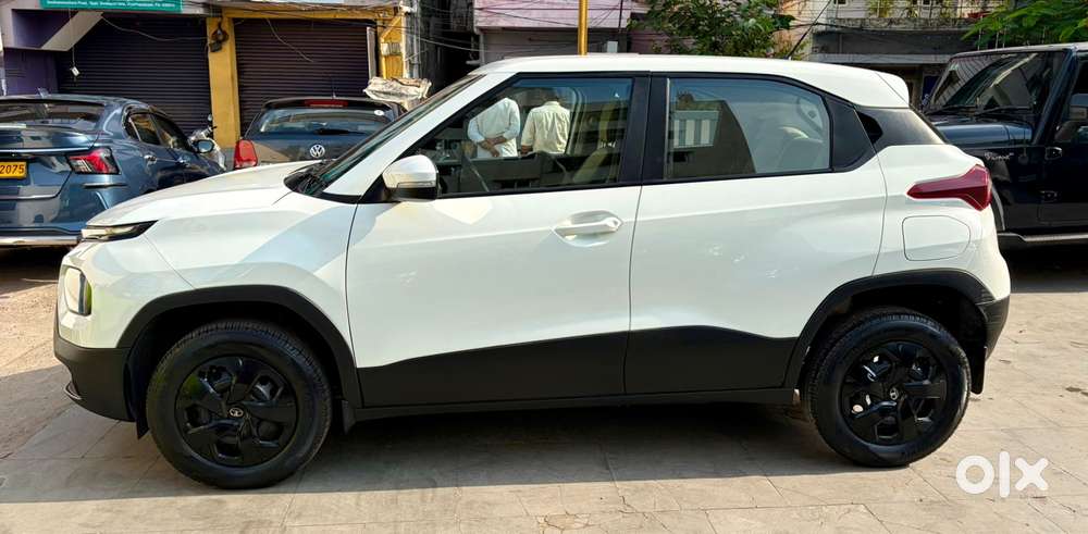 Tata Punch Adventure Amt, 2023, Petrol