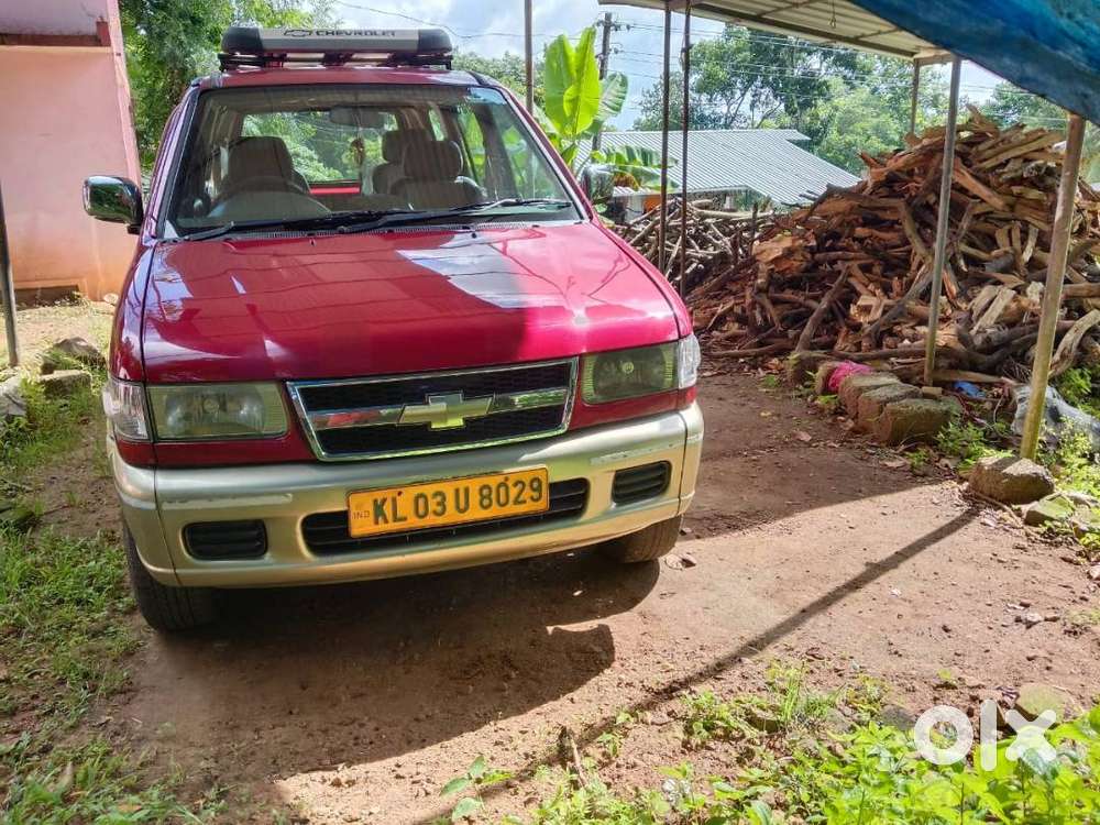Chevrolet Tavera Neo 2011