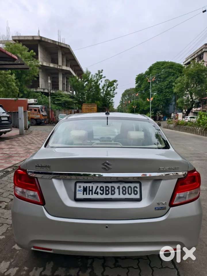 Maruti Suzuki Dzire 1.2 Vxi Amt, 2018, Petrol