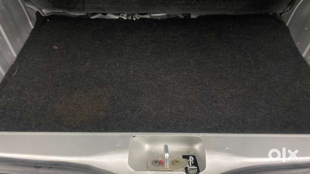 Renault Kwid 1.0 Rxt Amt, 2022, Petrol