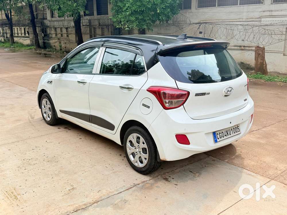 Hyundai Grand I10 1.2 Kappa Sportz Dual Tone, 2013, Petrol