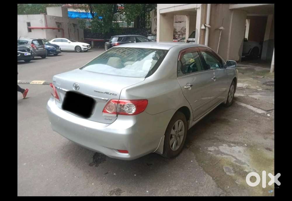 Toyota Corolla Altis 2012
