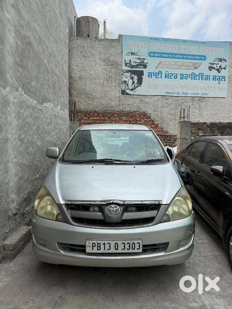 Toyota Innova 2005 Diesel 375000 Km Driven