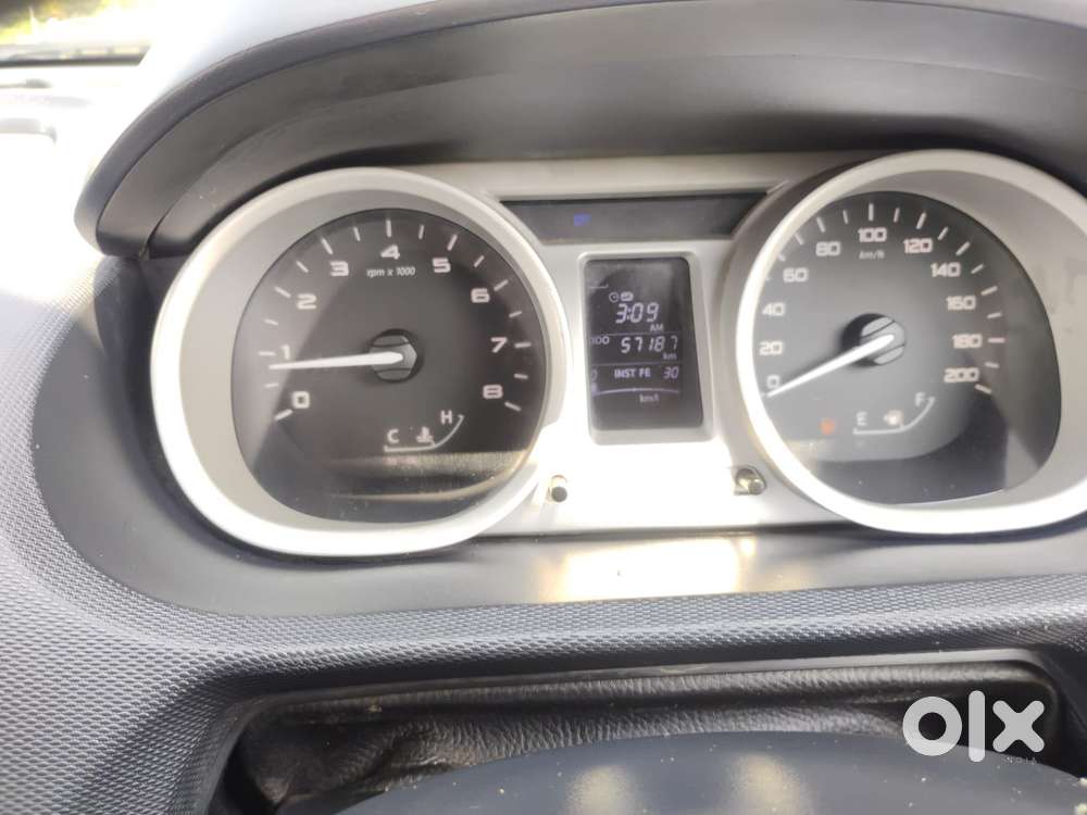 Tata Tiago 1.2 Revotron Xz (o), 2018, Petrol
