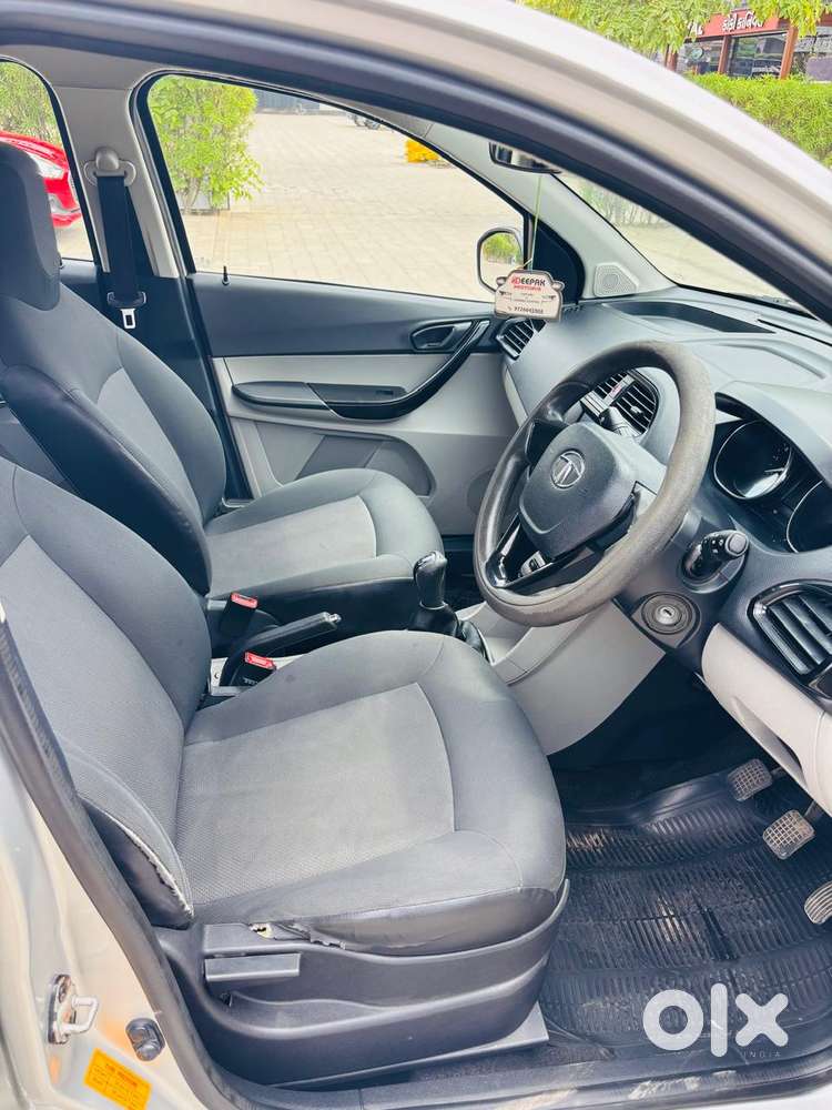 Tata Tiago 1.2 Revotron Xt (o), 2019, Petrol