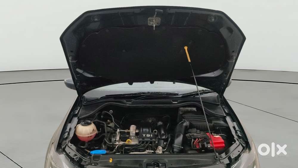 Volkswagen Vento 1.2 Tsi Highline Plus At, 2019, Petrol