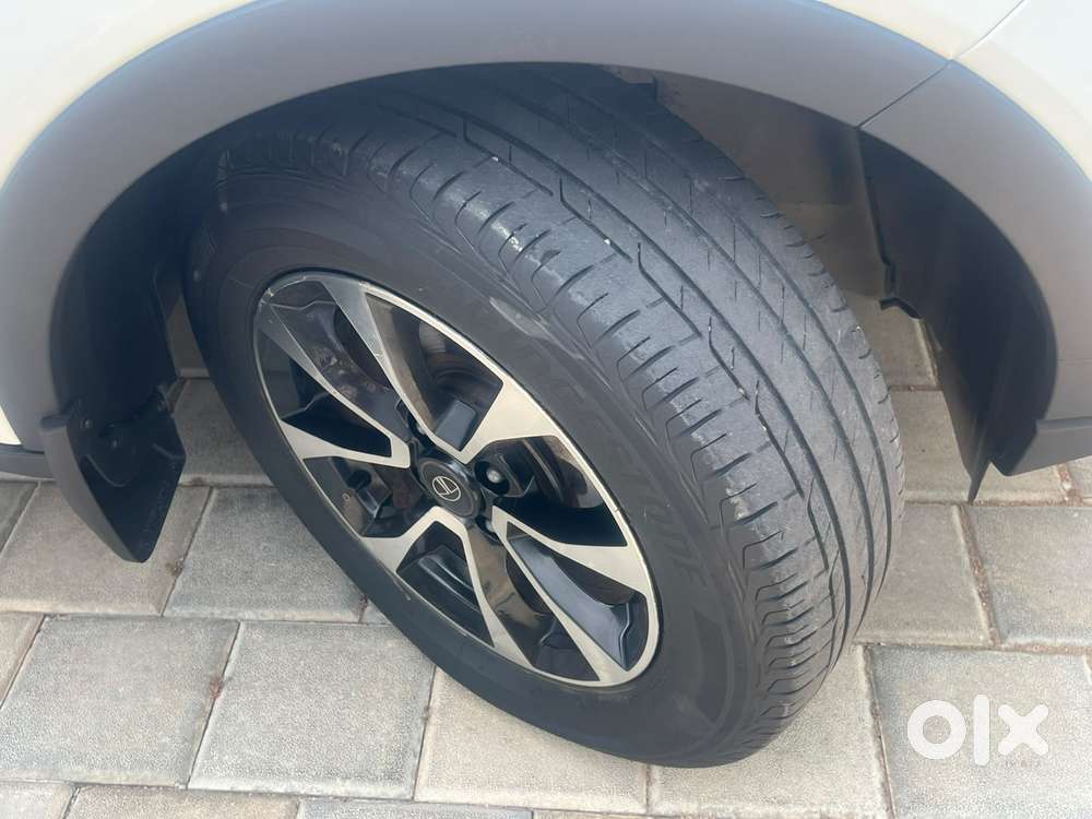 Tata Nexon 1.2 Revotron Xz Plus, 2020, Petrol
