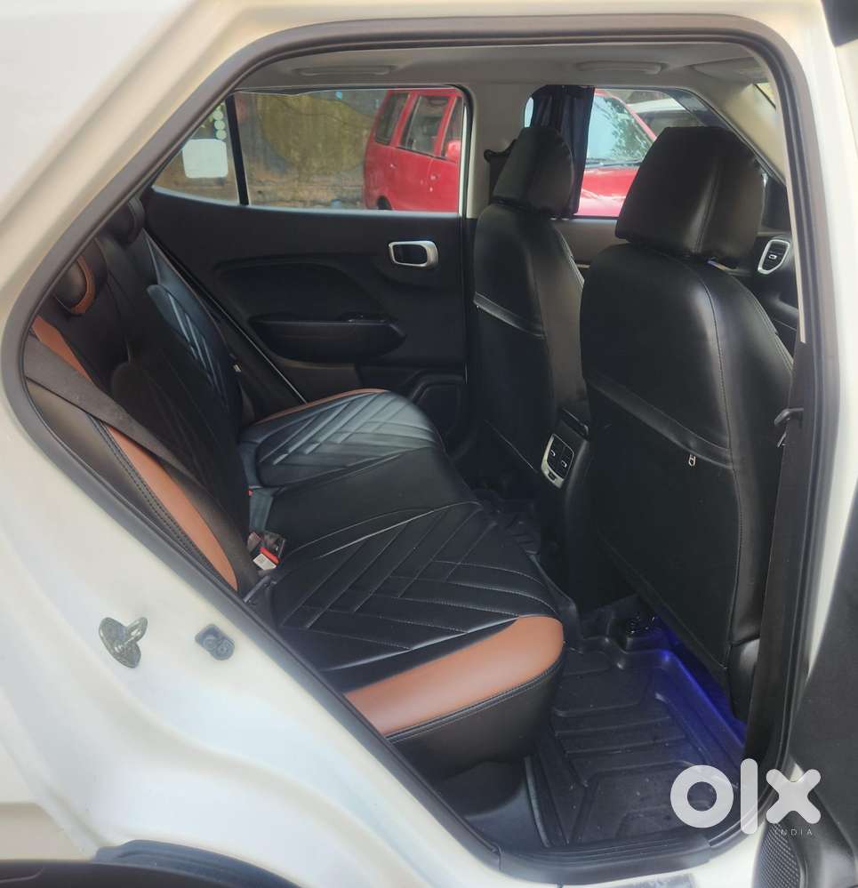 Hyundai Venue Sx (o) Mt 1.5 Diesel, 2022, Diesel