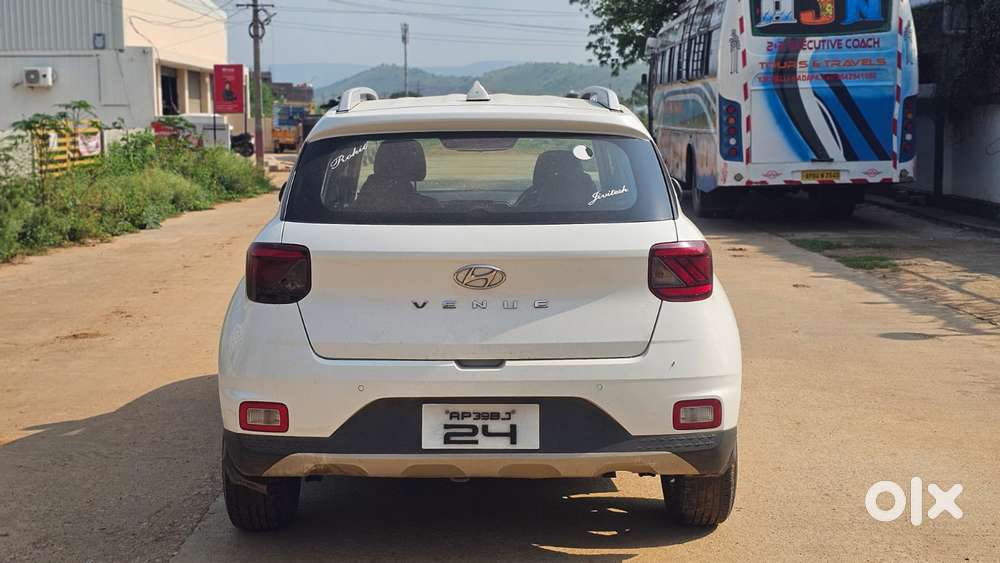 Hyundai Venue S, 2019, Petrol