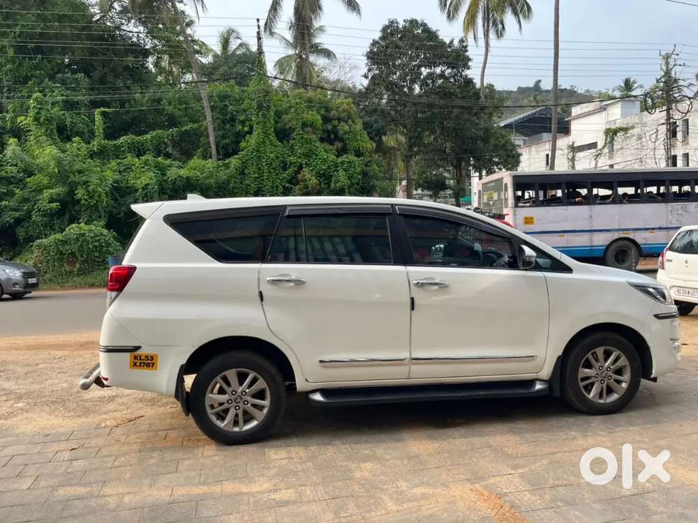 Toyota Innova Crysta 2020 Diesel Well Maintained