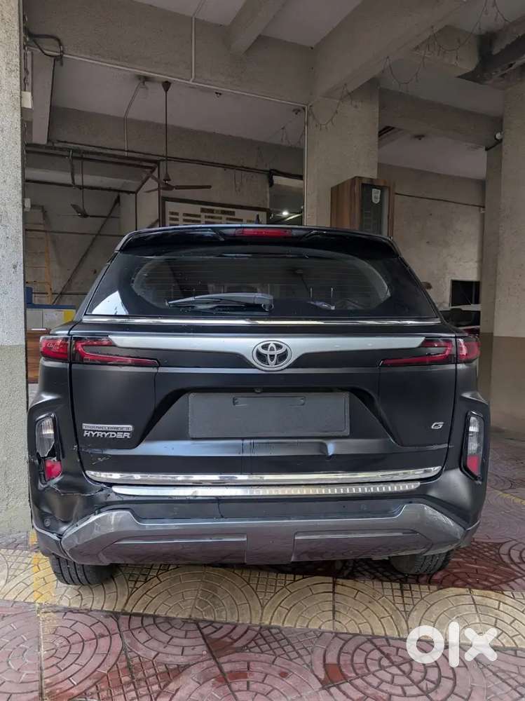 Toyota Urban Cruiser Hyryder 2025 Variant E-cng