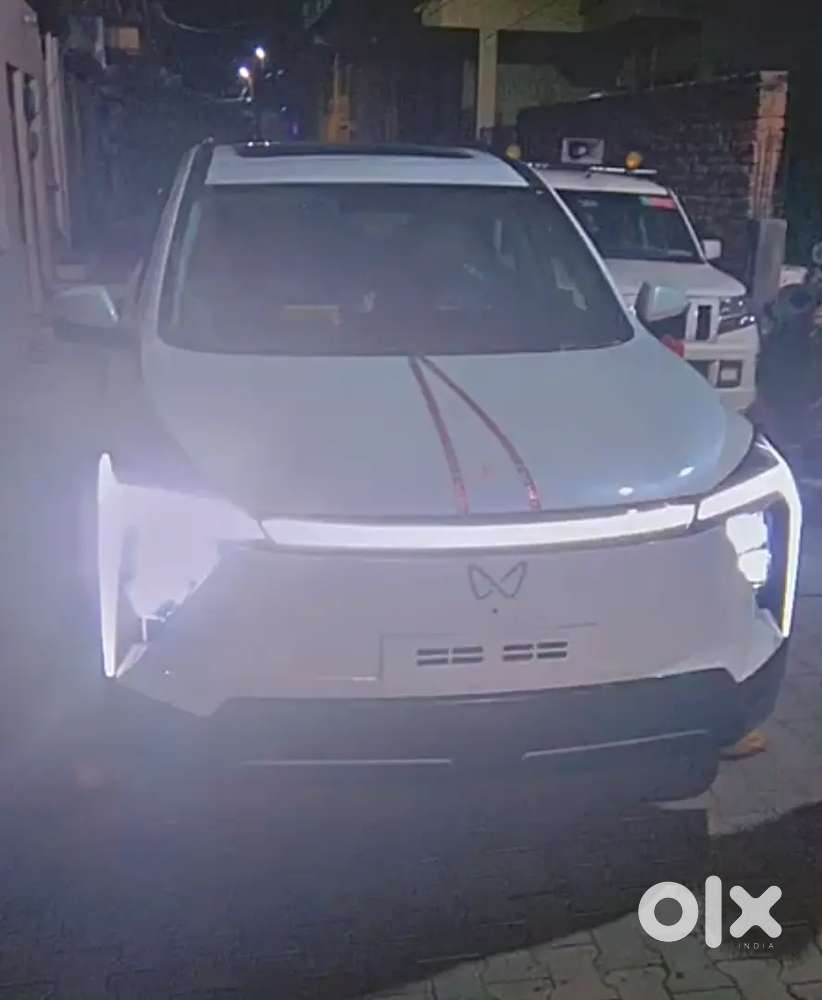 Mahindra Xev 9s 2026 Electric Well Maintained