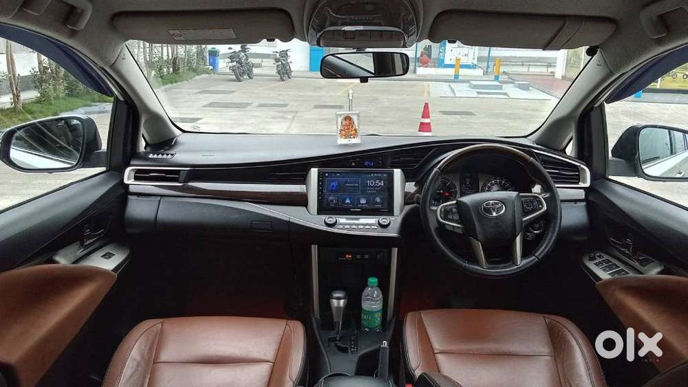 Toyota Innova Crysta