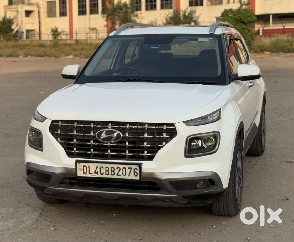 Hyundai Venue Sx Dual Tone Diesel, 2022, Diesel