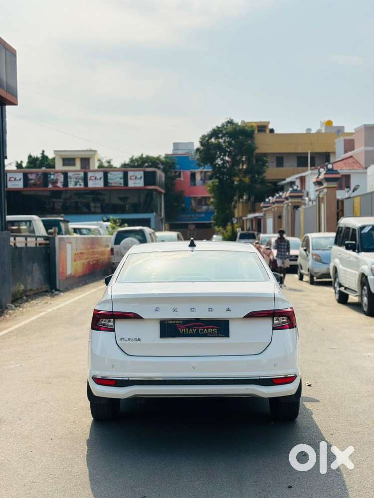 Skoda Slavia 1.0 Tsi Style At, 2022, Petrol