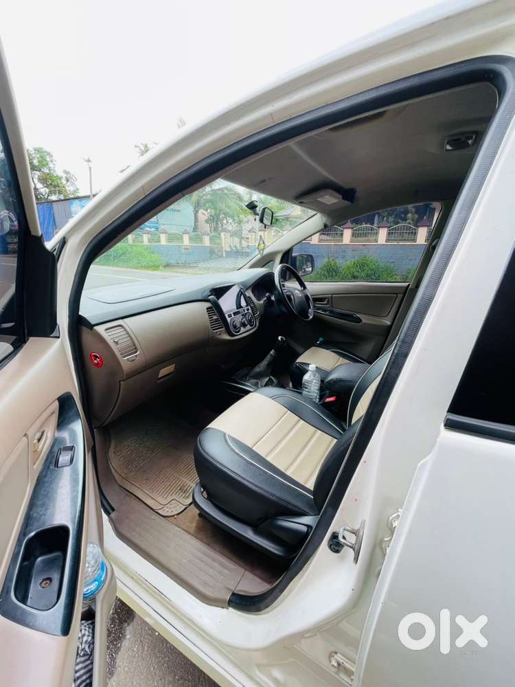 Toyota Innova Diesel 2016 Car