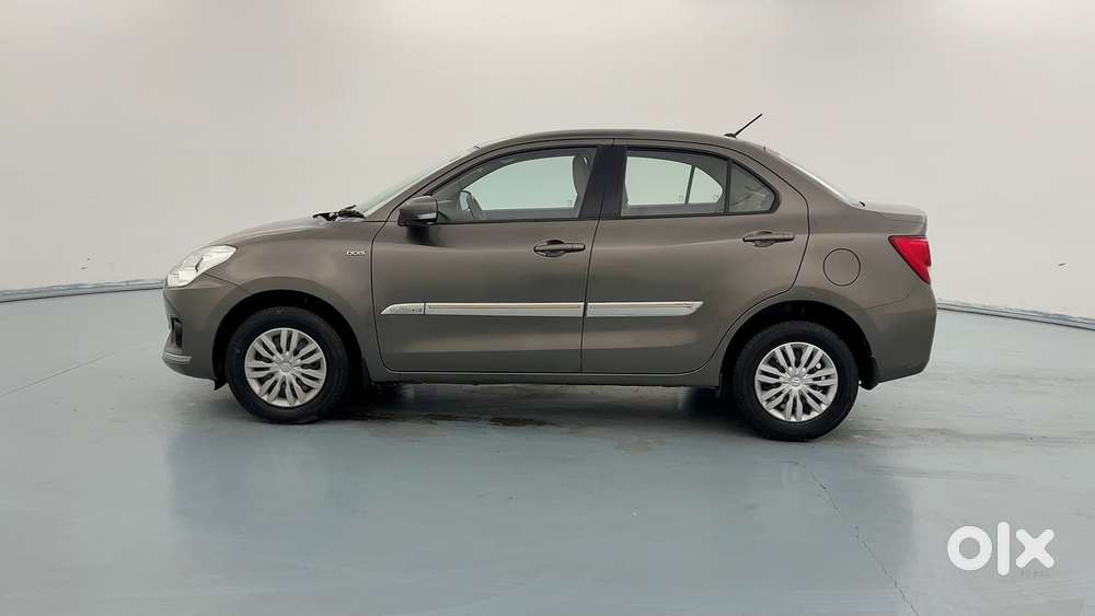 Maruti Suzuki Dzire Vdi Amt, 2017, Diesel