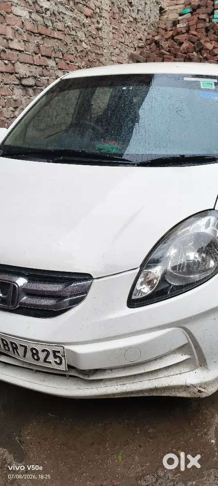 Honda Amaze 2015 Variant