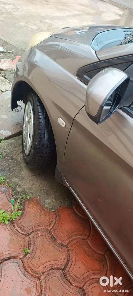 Honda Brio 2013 Petrol Well Maintained