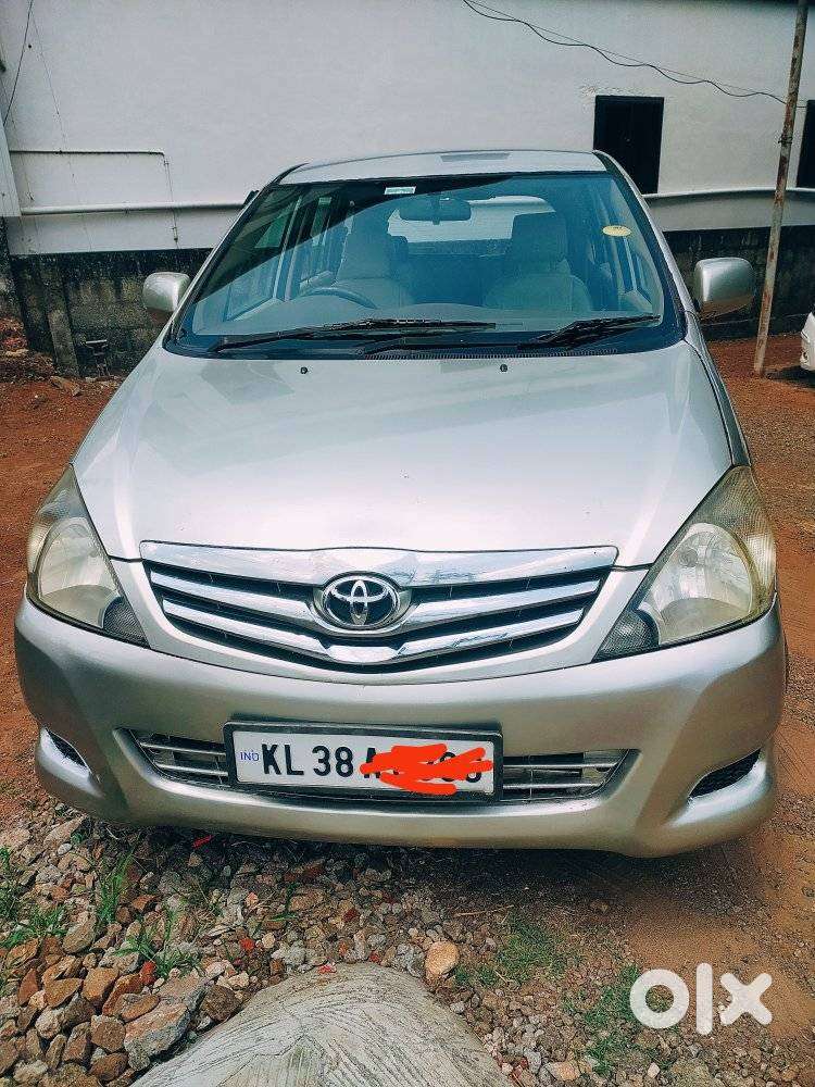 Toyota Innova 2004-2011 2.5 V Diesel 8-seater, 2008, Diesel