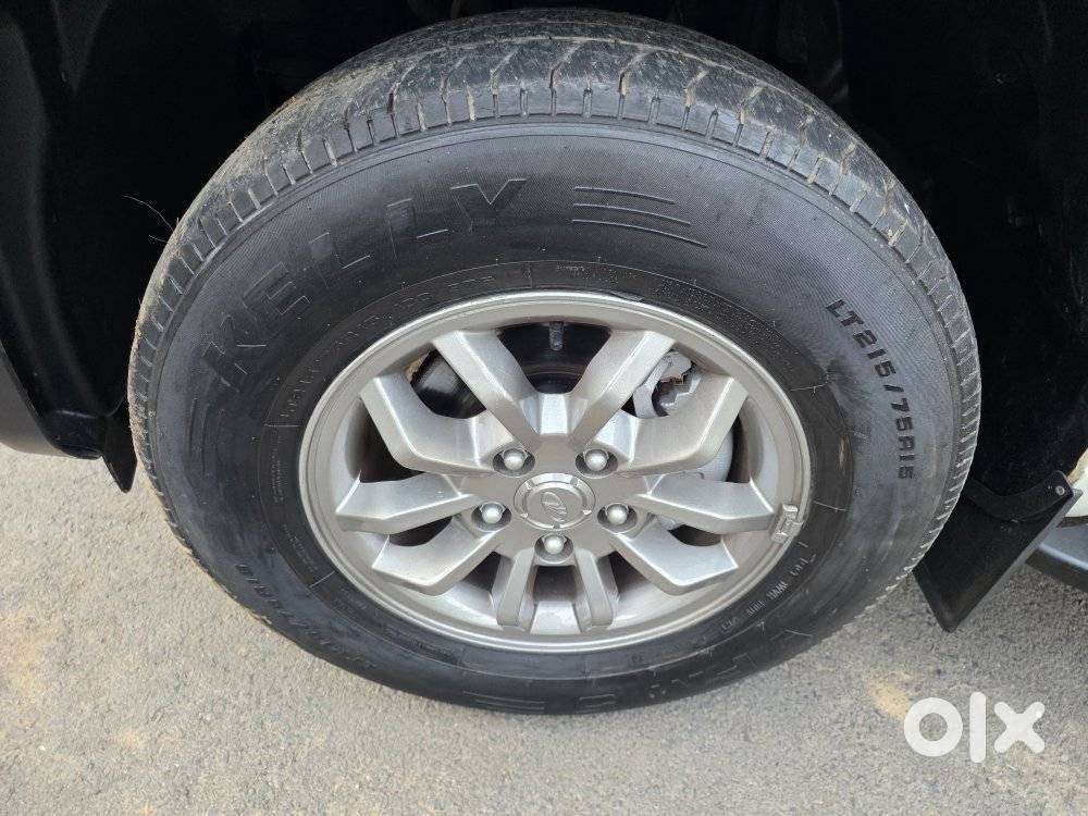Mahindra Tuv 300 Mhawk100 T8, 2016, Diesel