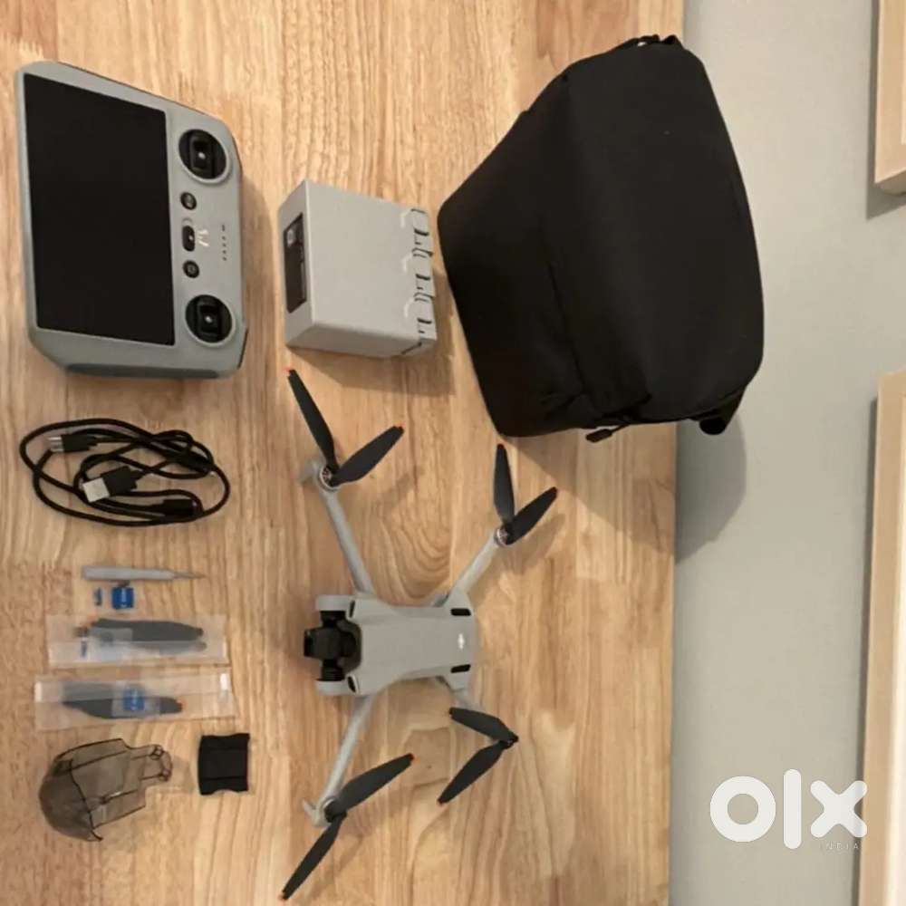DJI Mini 3 Ready to Fly Drone with Controller, Batteries, Carrying Cas