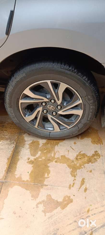 Toyota Innova Crysta [2020-ongoing] 2.4 Vx 8 Str, 2021, Diesel